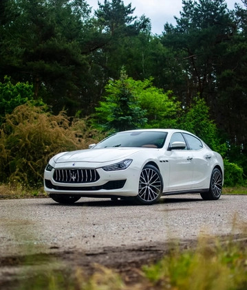 Maserati Ghibli cena 190000 przebieg: 74000, rok produkcji 2021 z Międzyrzecz małe 137